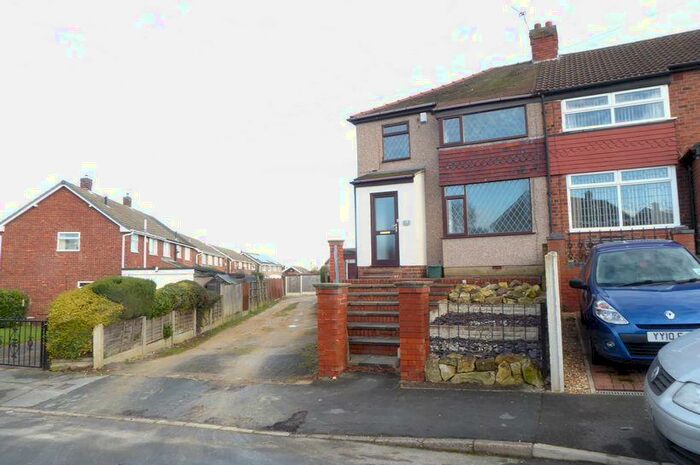 3 Bedroom Semi-Detached House To Rent In Mile End Avenue, Hatfield, DN7