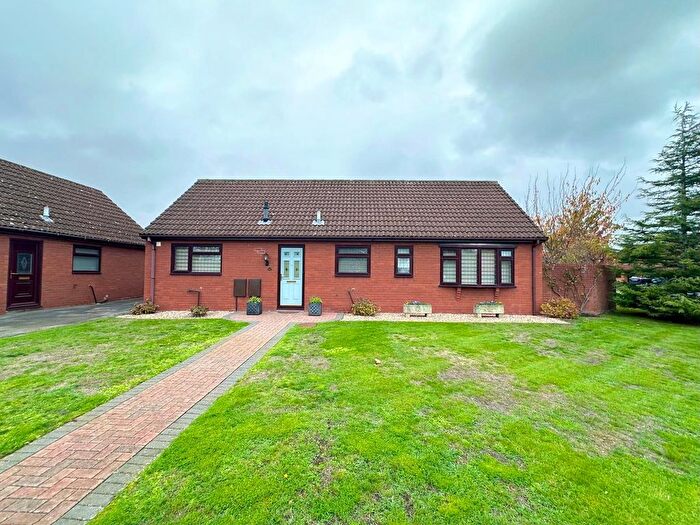 3 Bedroom Bungalow For Sale In Conway Crescent, Burnham-On-Sea, Somerset, TA8