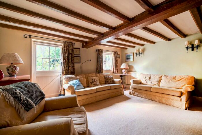 3 Bedroom Cottage To Rent In Pyrford, Pyrford, Woking, GU22