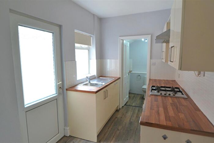 2 Bedroom End Of Terrace House To Rent In Goward Street, Market Harborough, LE16