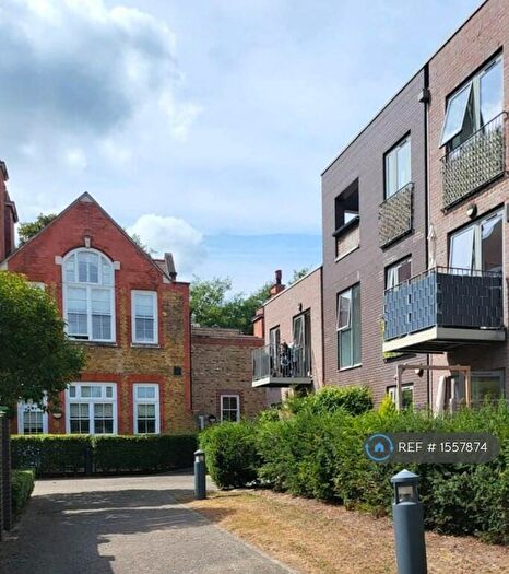 1 Bedroom Flat To Rent In Rhodewell Apartments, London, E1