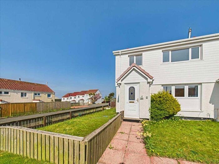 2 Bedroom End Of Terrace House For Sale In Sound Of Kintyre, Machrihanish, By Campbeltown, PA28