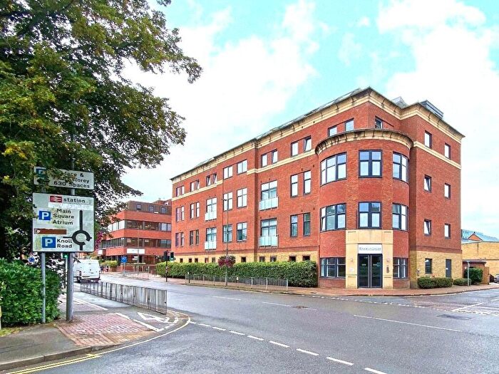 2 Bedroom Flat To Rent In Knoll Road, Camberley, Surrey, GU15