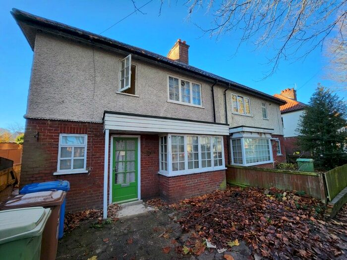 5 Bedroom Semi-Detached House To Rent In Colman Road, Norwich, NR4
