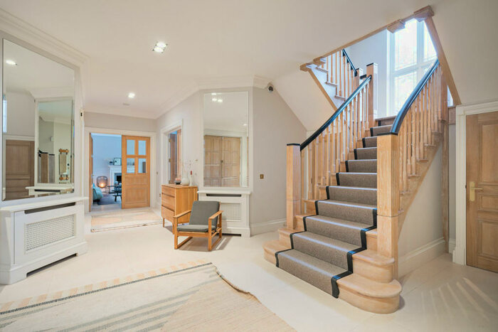 7 Bedroom Detached House To Rent In Montrose Gardens, Oxshott, KT22