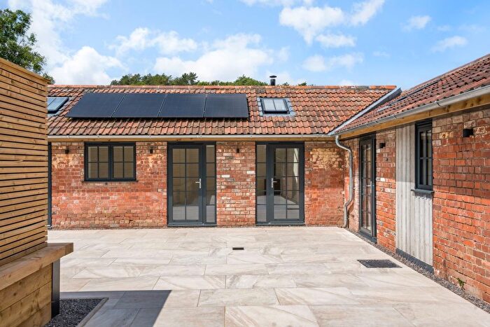 3 Bedroom Barn Conversion To Rent In Sandy Lane, Abbots Leigh, Bristol, BS8