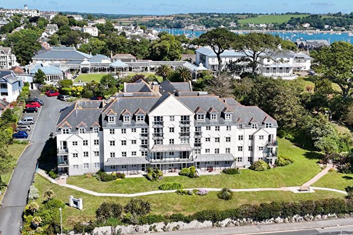 2 Bedroom Flat For Sale In Cliff Road, Bay Court Cliff Road, TR11