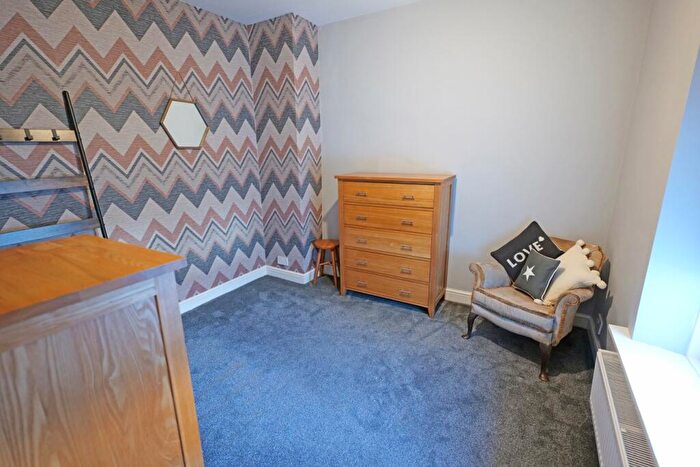 3 Bedroom Terraced House For Sale In Lincoln Road, Earby, BB18