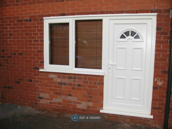 1 Bedroom Studio To Rent In Claude Street, Warrington, WA1