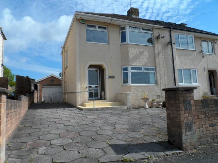 3 Bedroom Semi-Detached House To Rent In Oaklands Road, Bridgend, CF31