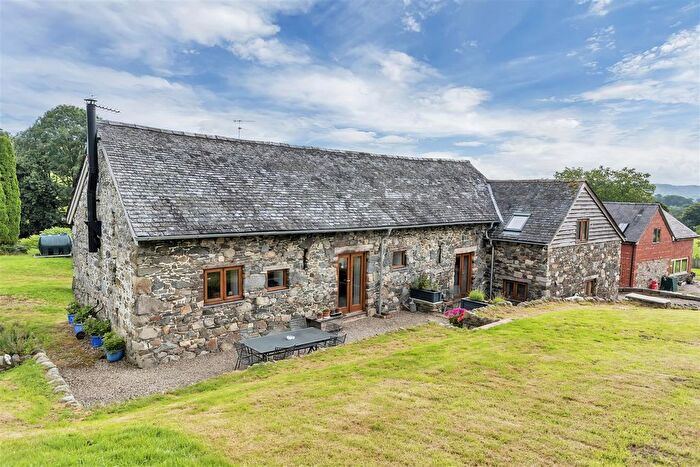 4 Bedroom Barn Conversion For Sale In Ty Draw, Nantmawr, SY10