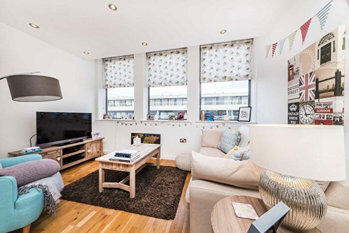 1 Bedroom Flat To Rent In Streatham High Road, Streatham Hill, SW16
