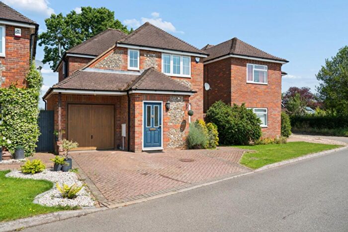 3 Bedroom Detached House For Sale In Barley View, Prestwood, HP16