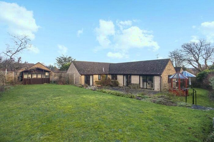 3 Bedroom Bungalow For Sale In Pemberton, High Street, Hindon, Salisbury, SP3