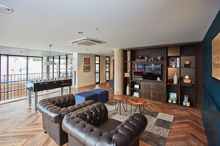 1 Bedroom Flat To Rent In Blackhorse Lane, London, E17