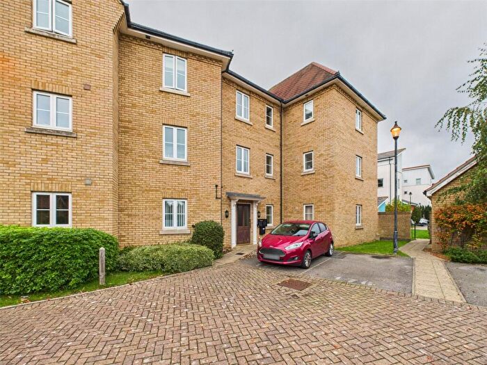 1 Bedroom Apartment For Sale In Alnesbourn Crescent, Ipswich, Suffolk, Uk, IP3