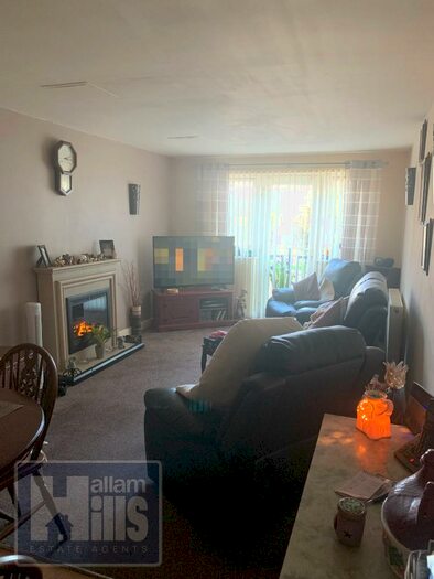 2 Bedroom Flat To Rent In Bellhouse Road, Sheffield, S5