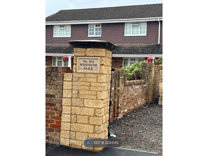 1 Bedroom Bungalow To Rent In Feathers Lane, Wraysbury, TW19