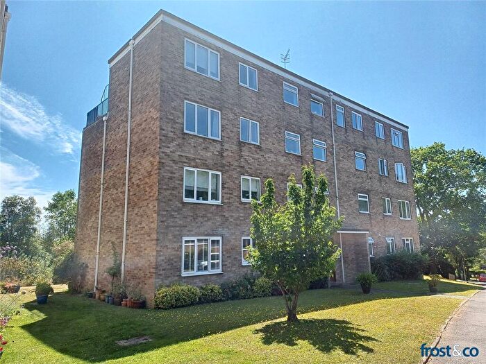 2 Bedroom Apartment For Sale In Steepdene, Ashley Cross, Poole, Dorset, BH14