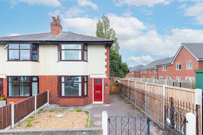 2 Bedroom Semi-Detached House For Sale In Avondale Drive, Lostock Hall, PR5