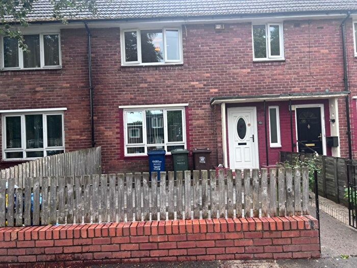 4 Bedroom Flat To Rent In Copland Terrace, Shieldfield, Newcastle Upon Tyne, NE2