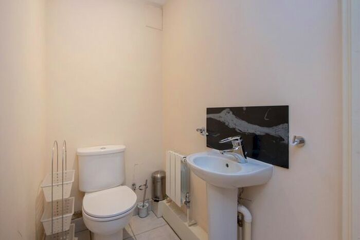 1 Bedroom Flat To Rent In Millharbour, Millwall, E14