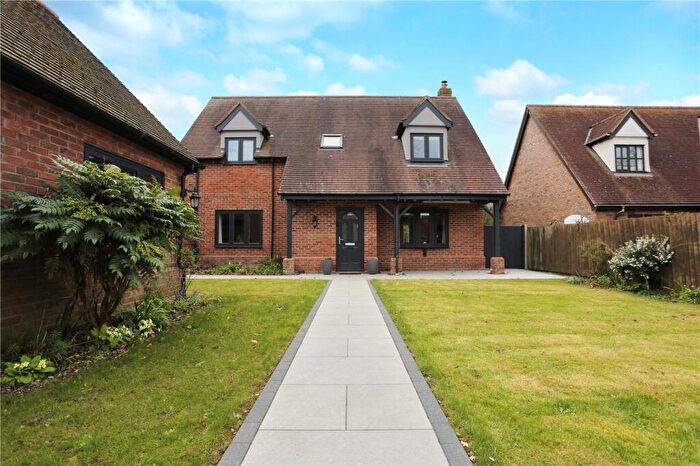 4 Bedroom Detached House For Sale In East Avenue, Brundall, Norwich, Norfolk, NR13
