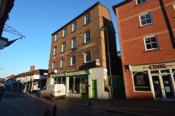 1 Bedroom Apartment To Rent In Bedroom Apartment Nd Floor In Godalming, GU7