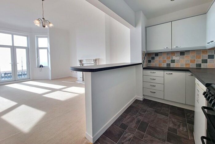 2 Bedroom Apartment For Sale In Southsea, Hampshire, PO4