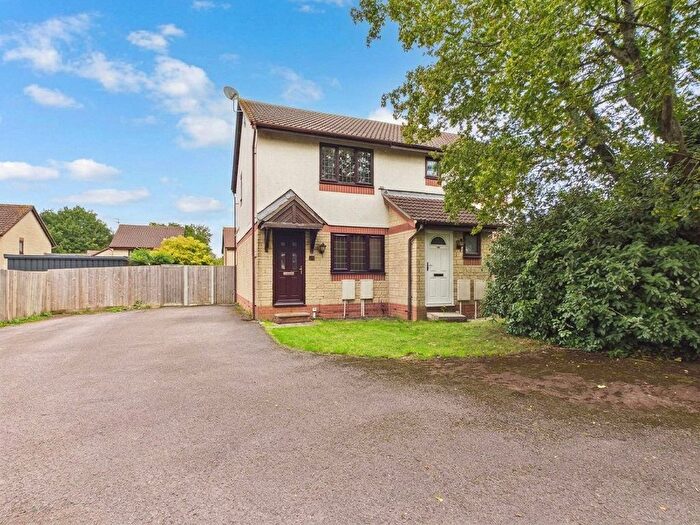 2 Bedroom Semi-Detached House For Sale In The Worthys, Bradley Stoke, Bristol, South Gloucestershire, BS32