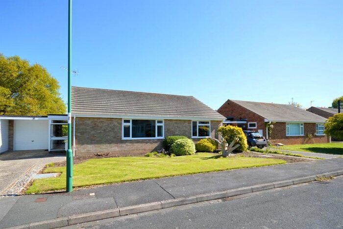 3 Bedroom Detached Bungalow To Rent In Longmeadow Gardens, Birdham, Chichester, PO20