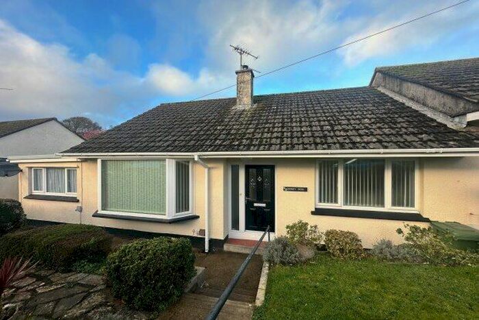 2 Bedroom Bungalow To Rent In Cardinnis Road, Penzance, TR18