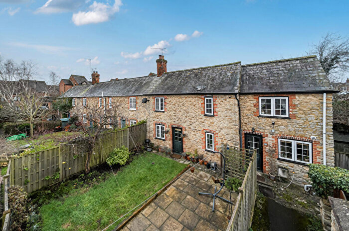 2 Bedroom End Of Terrace House For Sale In Gloucester Street, Faringdon, Oxfordshire, SN7