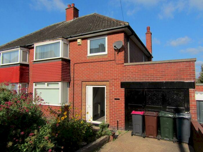 3 Bedroom Semi-Detached House To Rent In Dovedale Road, Rotherham, S65