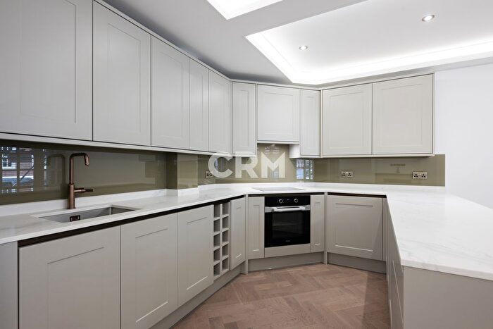 2 Bedroom Flat To Rent In North Court, Great Peter Street, London, SW1P