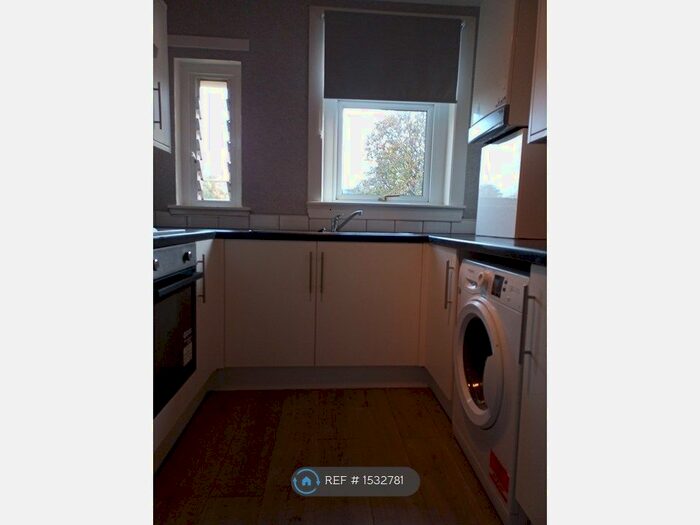 1 Bedroom Flat To Rent In Hill Place, Motherwell, ML1
