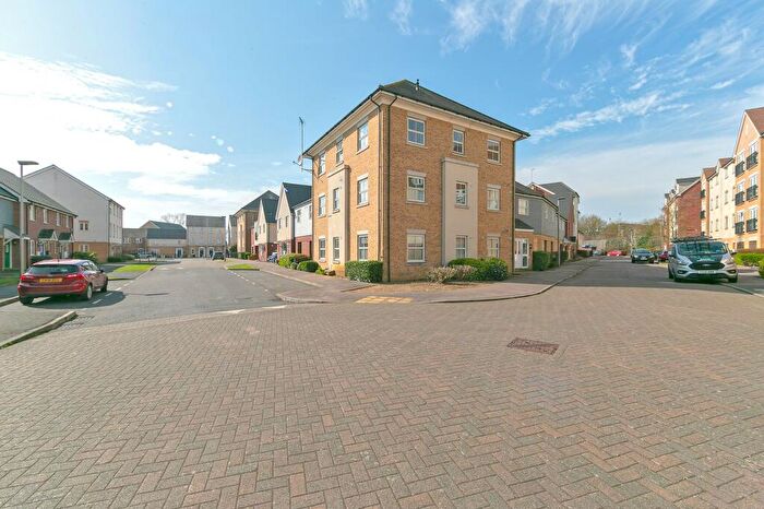 2 Bedroom Apartment For Sale In Sheep Way, Redhouse Park, MK14