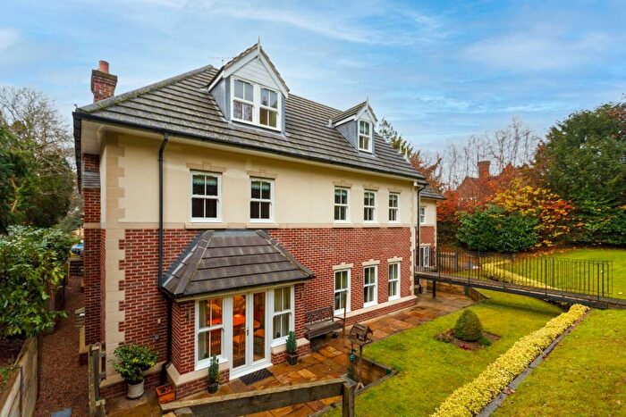 2 Bedroom Flat To Rent In Mount Harry Road, Sevenoaks, TN13