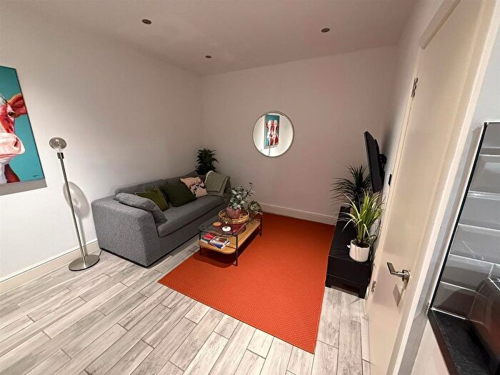 1 Bedroom Flat To Rent In East Street, Brighton, BN1