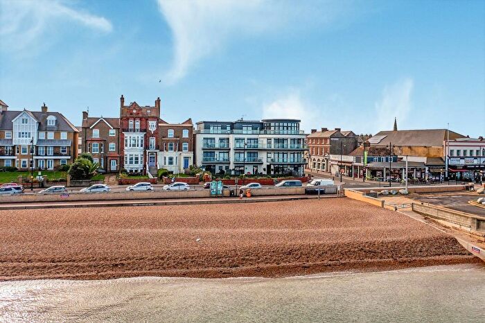 2 Bedroom Flat For Sale In William Street, Herne Bay, CT6