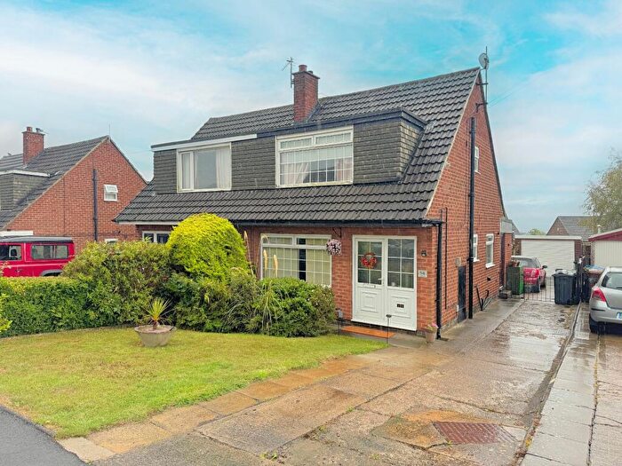 3 Bedroom Semi-Detached House For Sale In Briar Wood, Shipley, BD18
