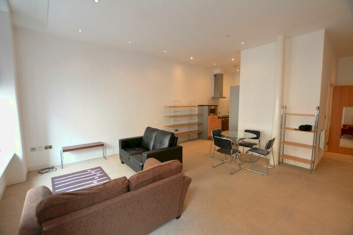 2 Bedroom Apartment To Rent In George Street, Nottingham, NG1