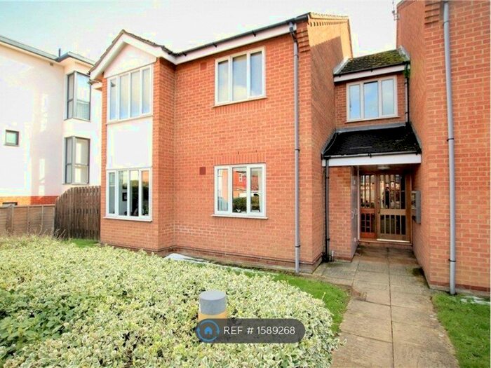 1 Bedroom Flat To Rent In Swindon Close, Cheltenham, GL51