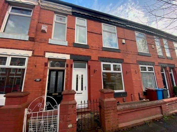 2 Bedroom Terraced House To Rent In Thornton Road, Fallowfield, Manchester, M14