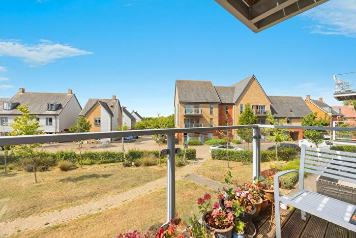 2 Bedroom Flat For Sale In Repton Avenue, Ashford, TN23