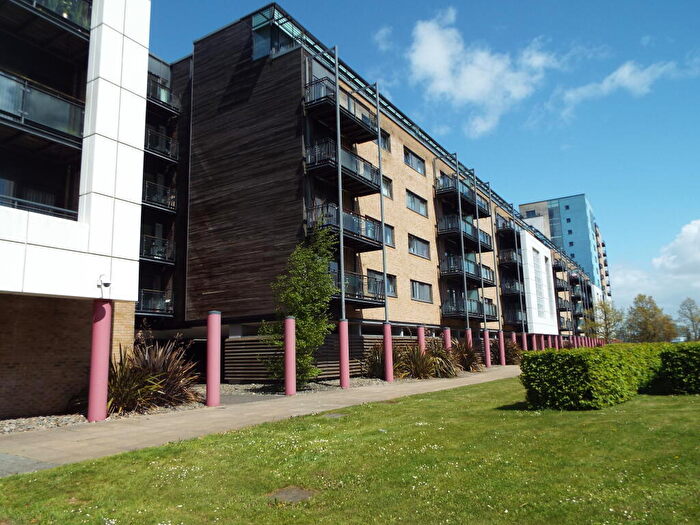 Apartment To Rent In Hartland House, Cardiff, CF11