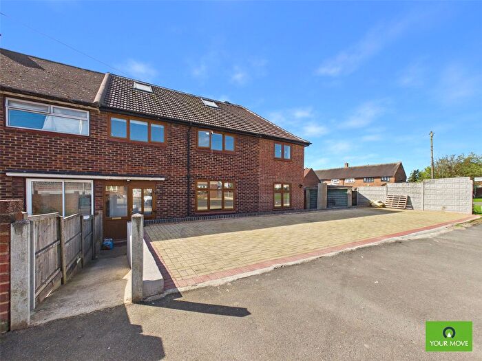 8 Bedroom Detached House To Rent In Penrith Road, Romford, RM3