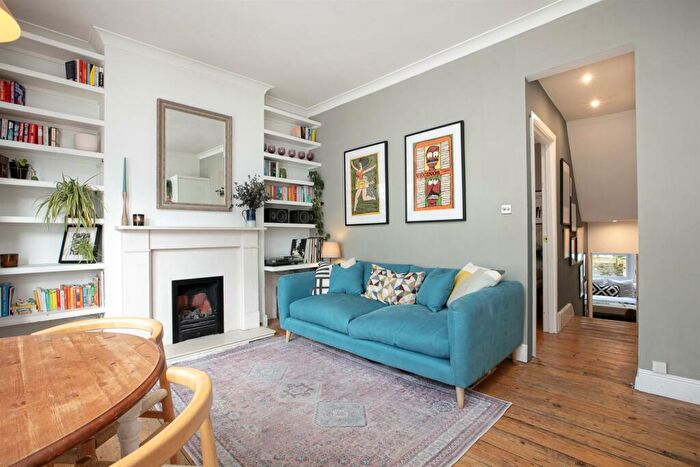2 Bedroom Flat For Sale In Shenley Road, Camberwell, SE5