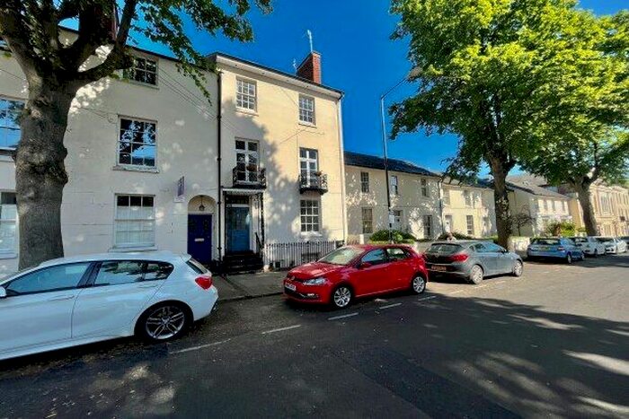 1 Bedroom Flat To Rent In Portland Street, Leamington Spa, CV32