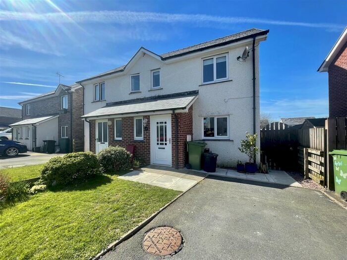 3 Bedroom Semi-Detached House For Sale In Dol Helyg, Penrhyncoch, Aberystwyth, SY23